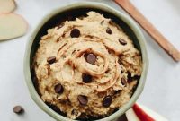 Guilt-Free Peanut Butter Chocolate Cookie Dough