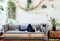 Fall into Reading: 5 Essential Books for Autumn