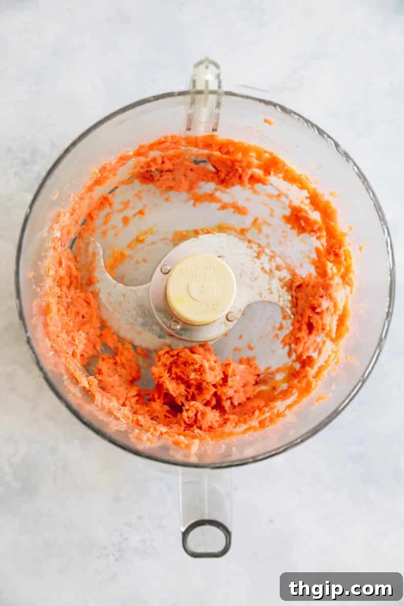 Salmon Burgers: Classic and Creative 4 salmon burgers in a food processor